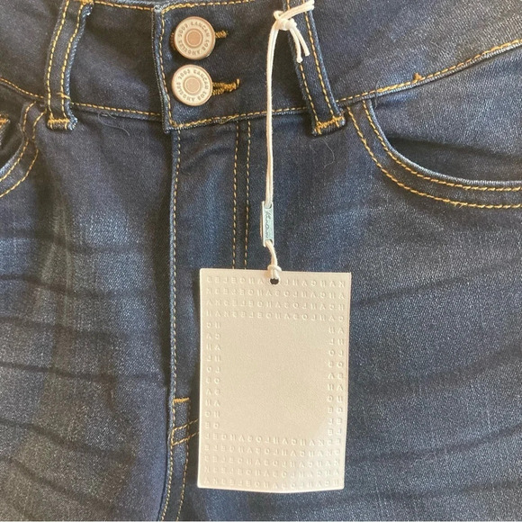 KANCAN Sz 28 or 9 Dark Wash High Rise Skinny  Jeans NWT - Picture 2 of 10
